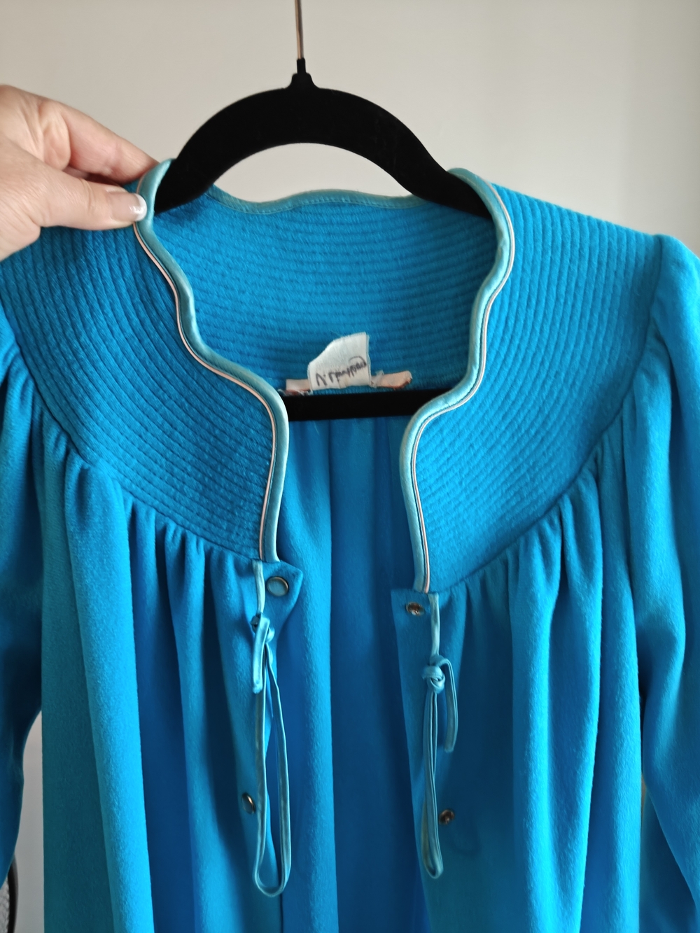 Vintage Teal Button-Front Robe with Pockets - Picture 4 of 4